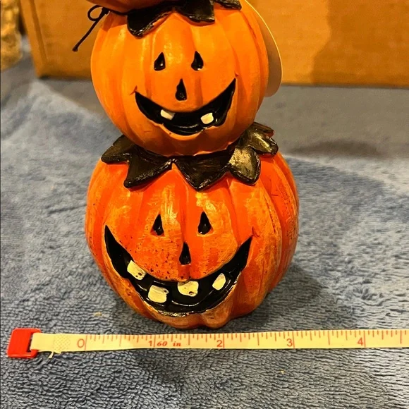 Stacked Pumpkin Halloween Decor - Picture 7 of 8